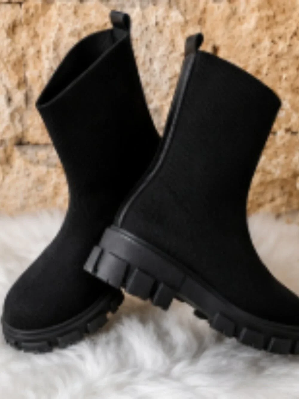 Black Knit Sock Boots Chunky Lug Sole Pull-On Ankle Boots Size 31